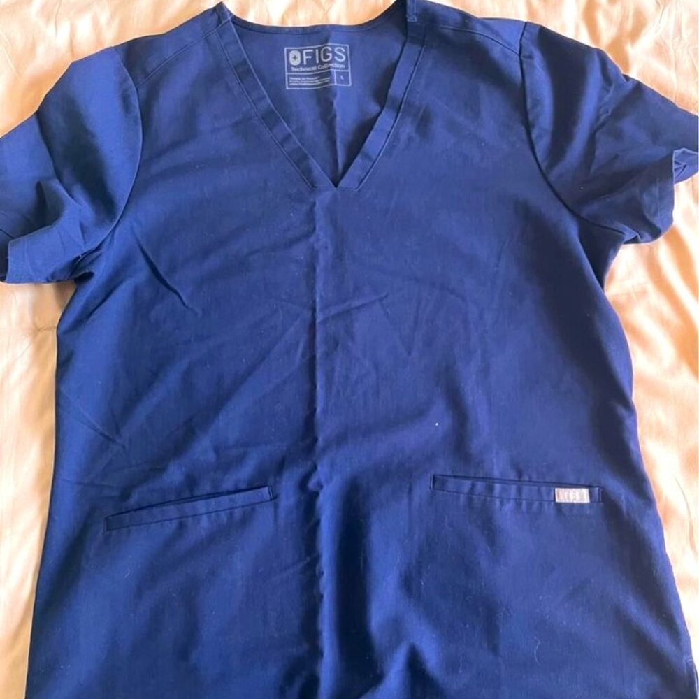 Women's Figs Scrub top